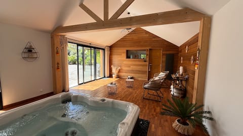 L'Annexe Candi Bentar