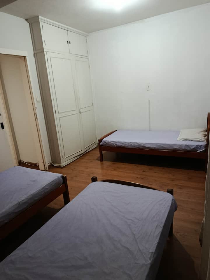 საძინებელი 2