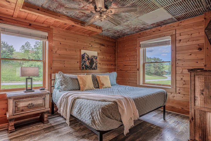 Chambre rustique confortable avec vue sur la campagne et lit Queen Size confortable