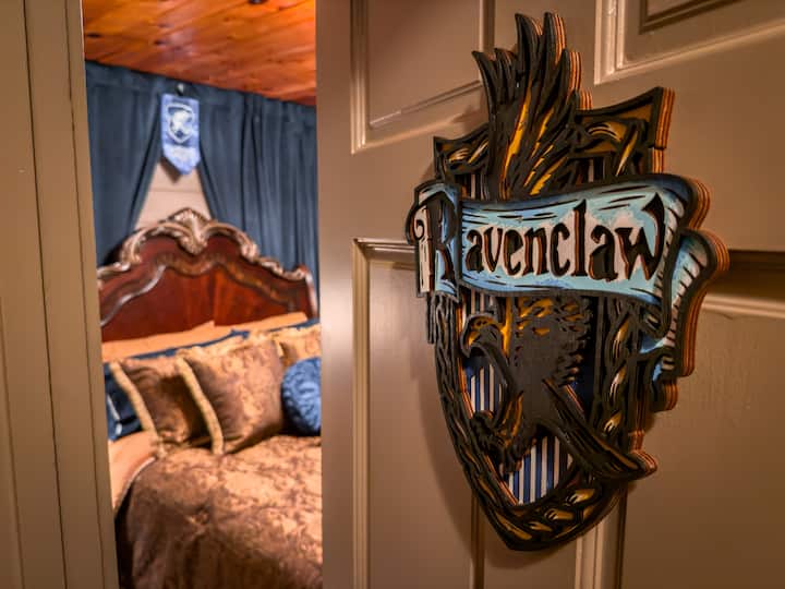 Welcome to the Ravenclaw room.