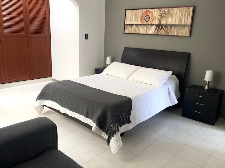 საძინებელი 1