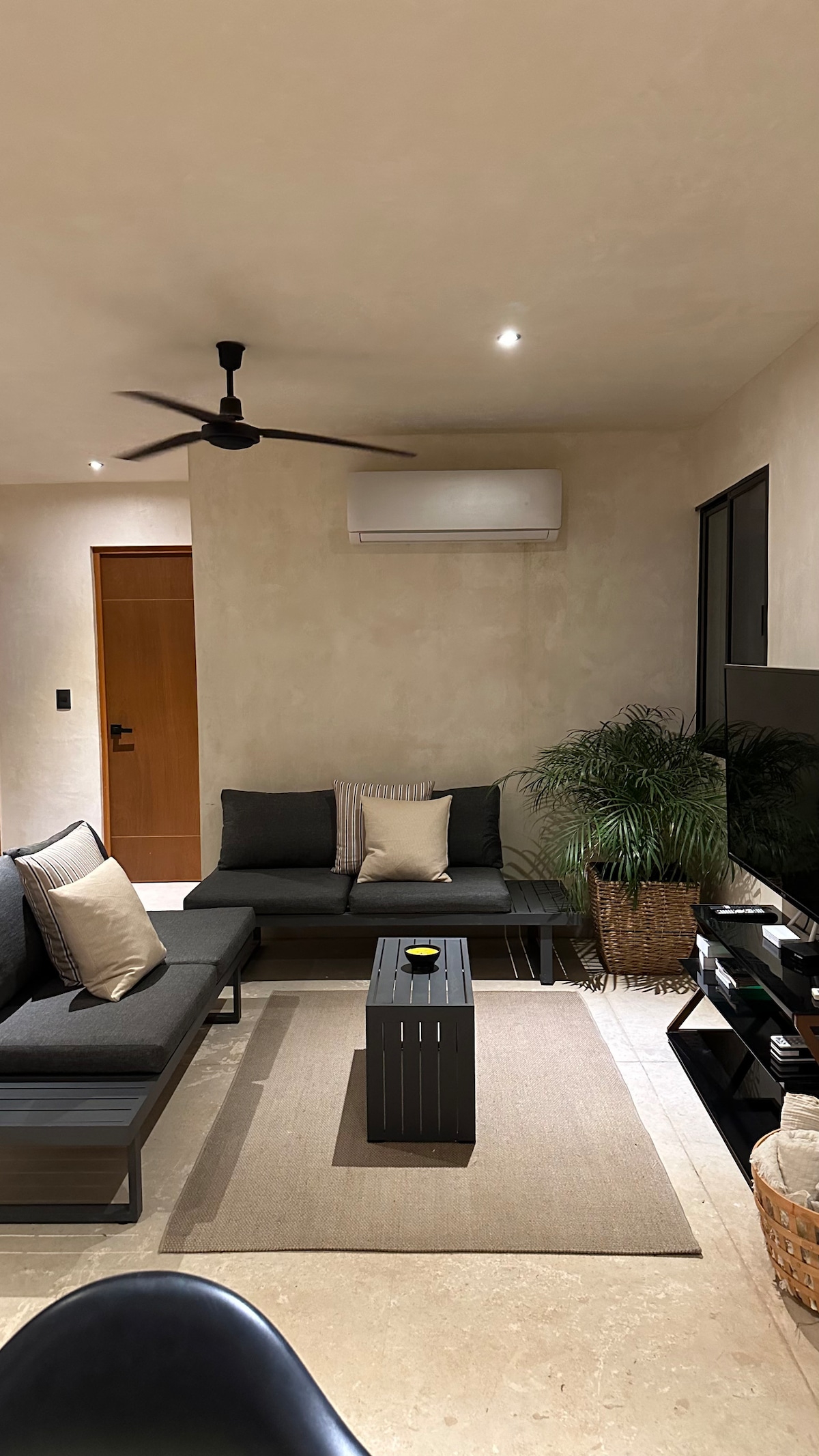Anuncio de Airbnb popular: CASA MÍA: Modern and Cozy Beach House en Chuburná