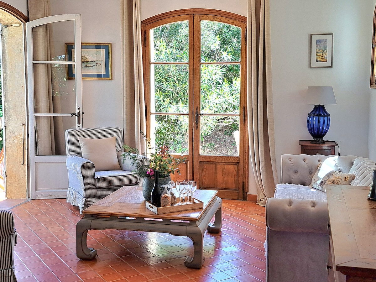Successful Airbnb property: French in Hyères