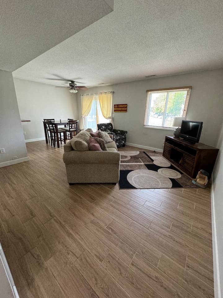 Close To Jack Trice And Isu Campus - Ames, IA