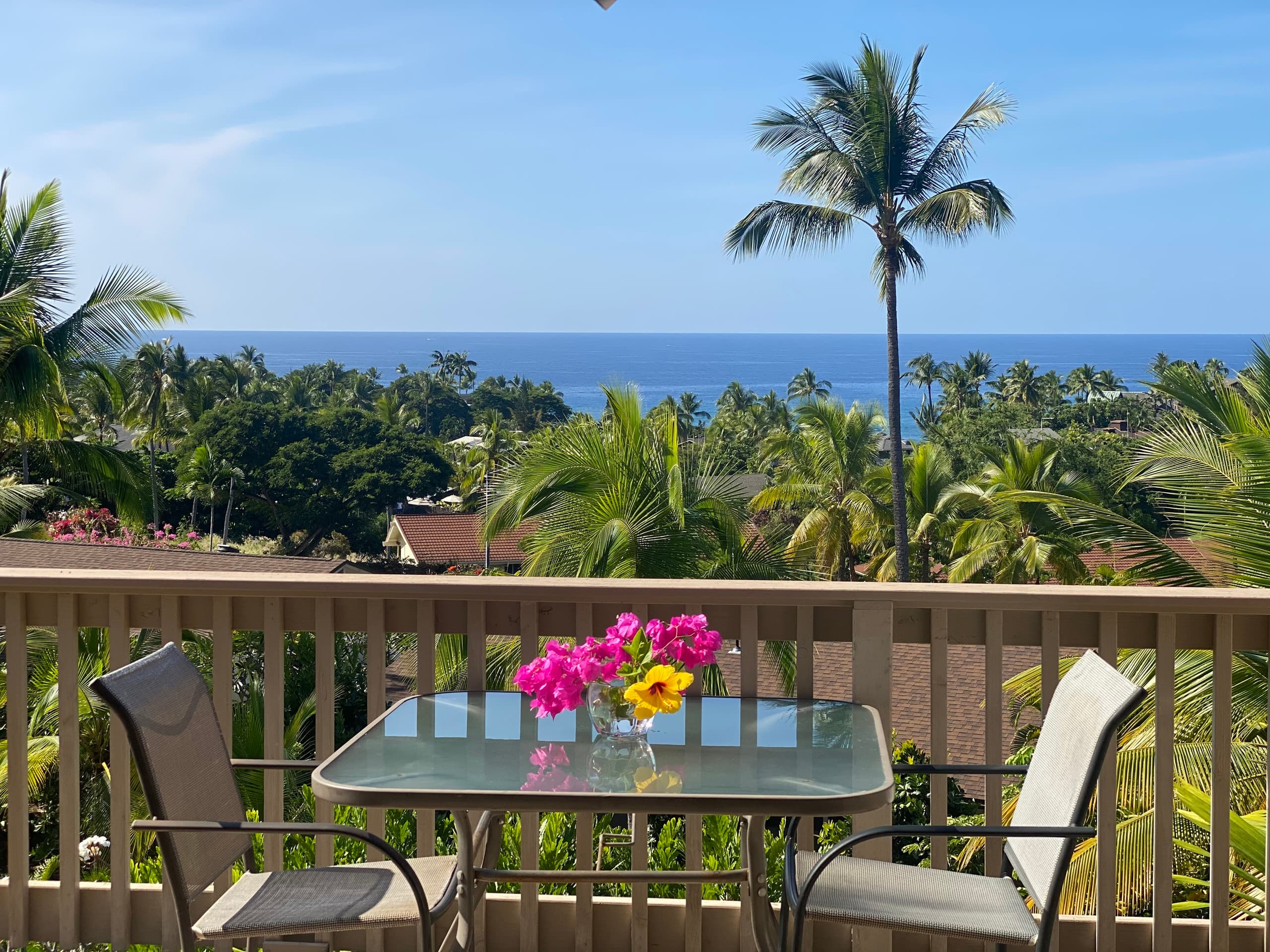 Townhouse in Kailua-Kona · ★4.75 · 1 bedroom · 2 beds · 1 private bath - Image 16