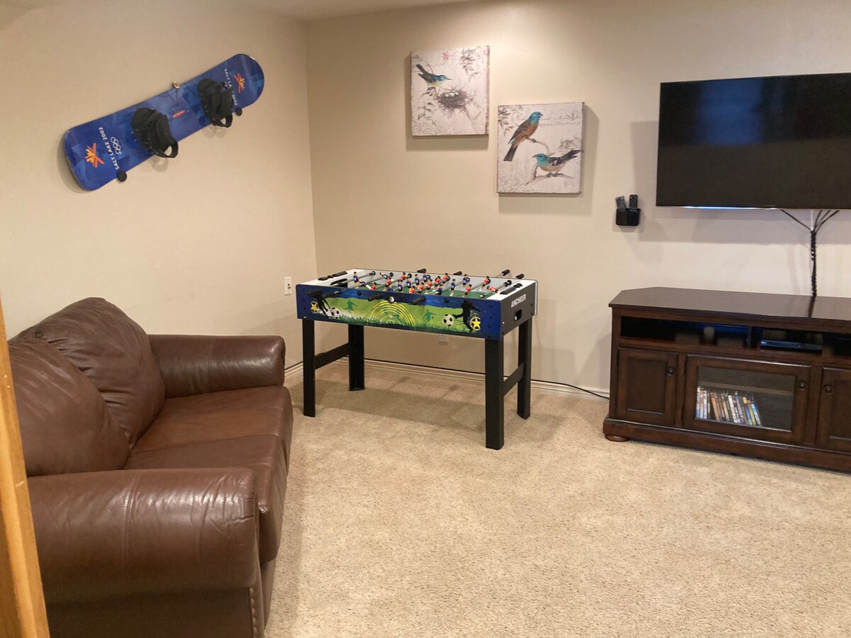 Top Airbnb: Private 2 Bedroom Guest Suite in Utah
