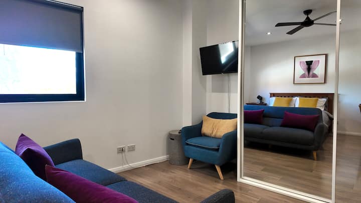 Stylish Studio Apartment In Petersham - Lewisham