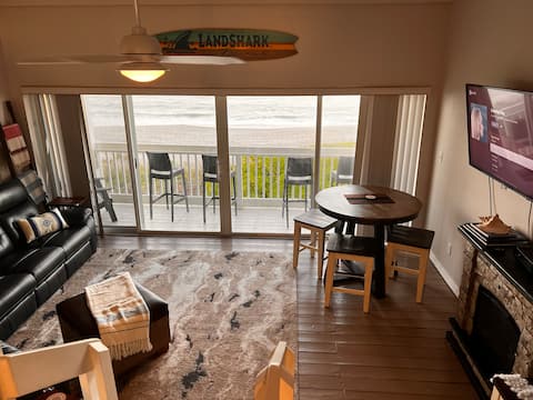 Top performing Airbnb: Oceanfront 3-story luxury 3-bedroom 2-bath in Melbourne Beach