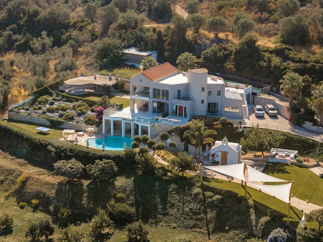 Meltemi Coast suites managed Airbnb listing 1