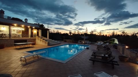 pool, tennis, BBQ, Wi-Fi, free parking, solarium