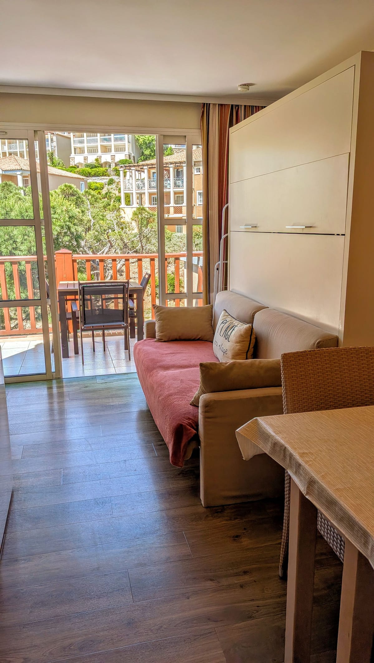 Double terrasse de 13m² vue golf