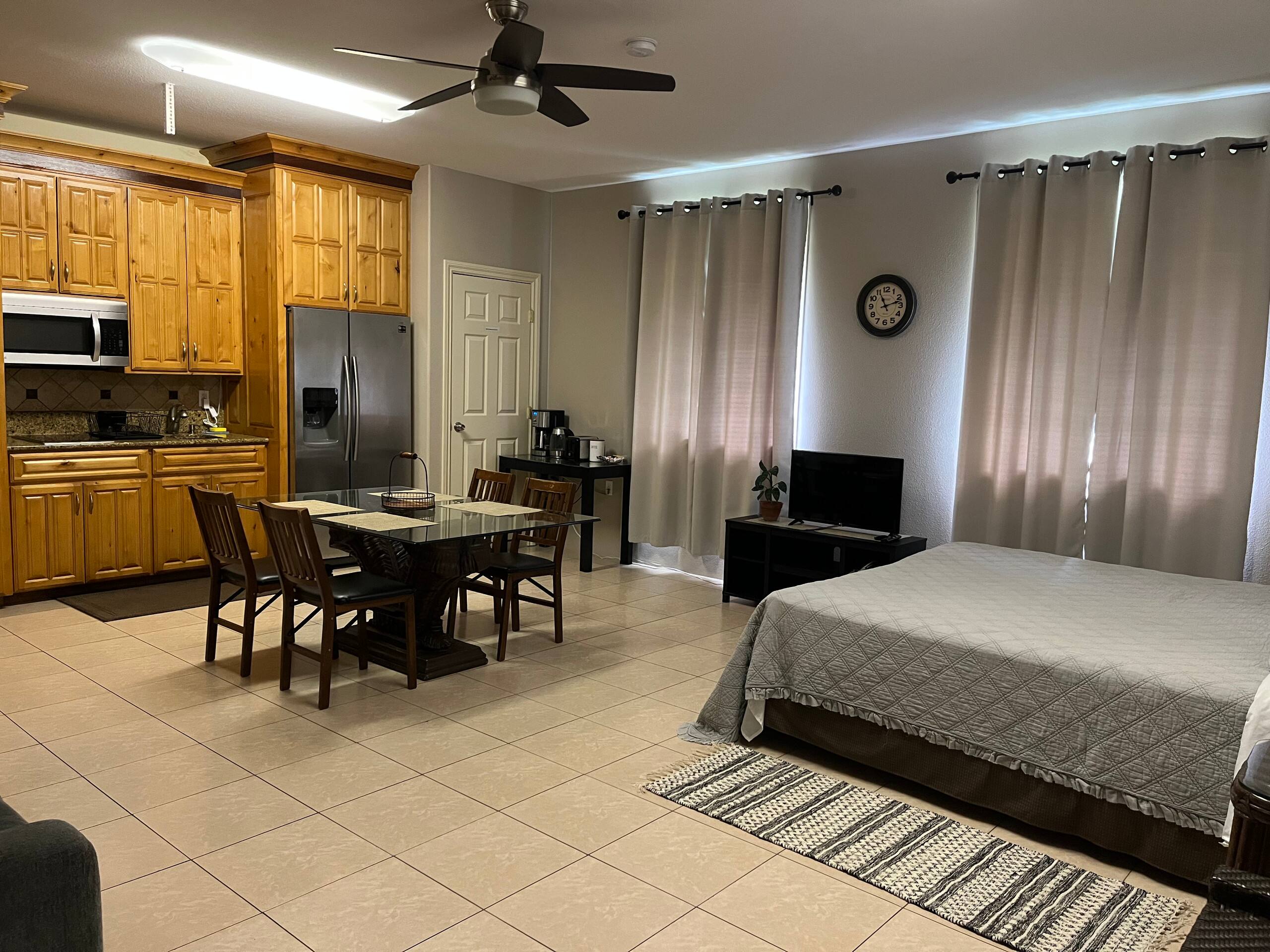 Ocean View Retreat with washer and dryer! - Photo 7