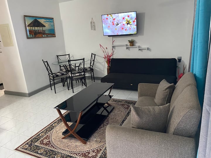 “Eddy’s Beachfront Apartment " - Ocho Ríos