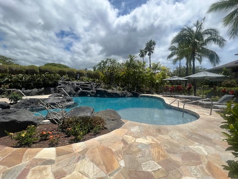 8 Seat Minivan | Hilton Pass | BBQ | Sleeps 8 | M4