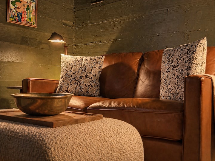 Cozy Basement W/king Bed |The Rambler - Sheridan, WY