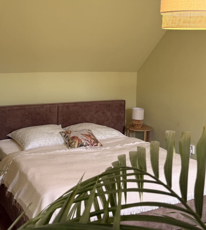 Large BD (double bed 180x200)