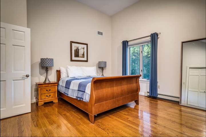 1er dormitorio  (cama queen) en el segundo piso 