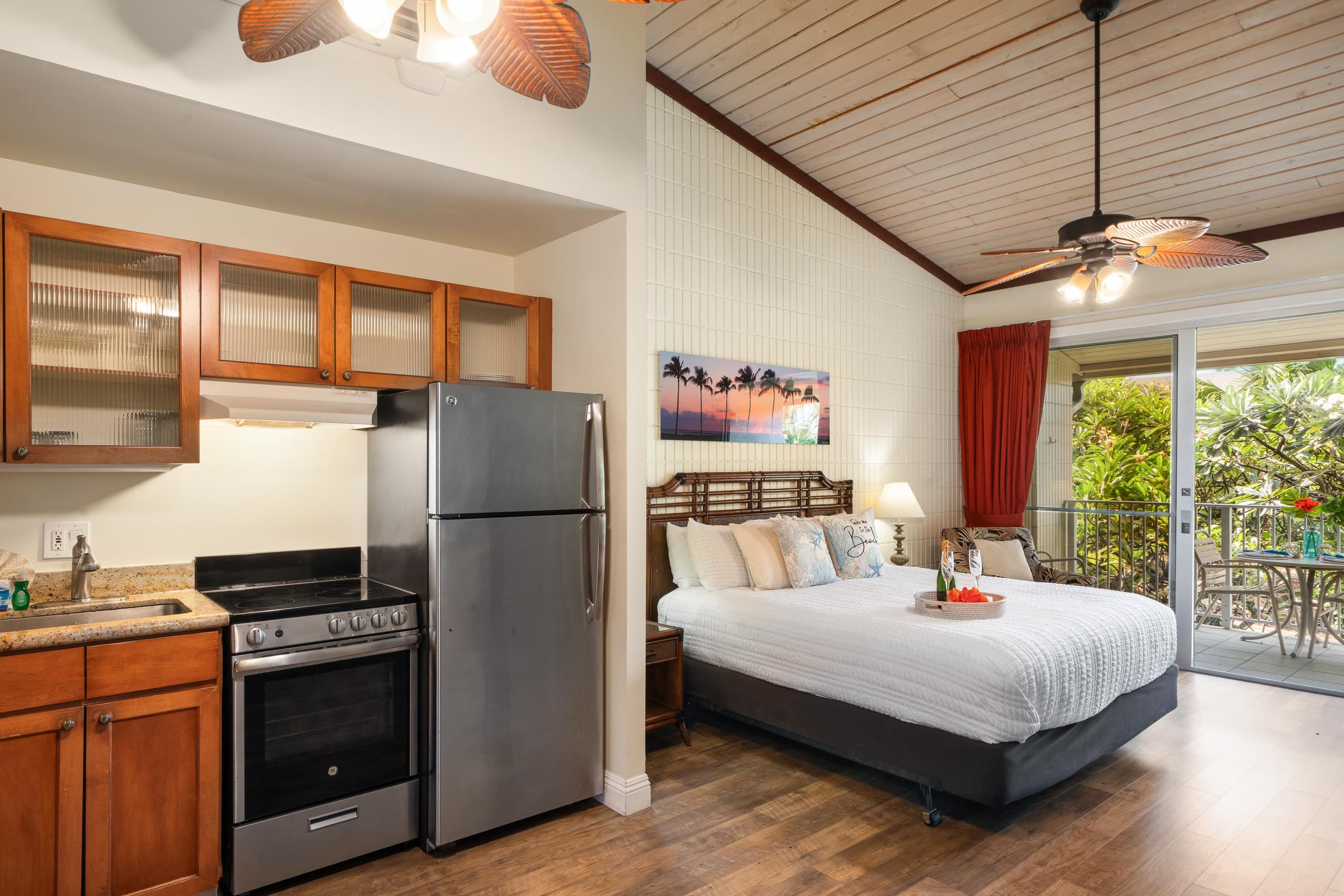 Garden View Second Floor Studio at Napili Shores – - Image 14