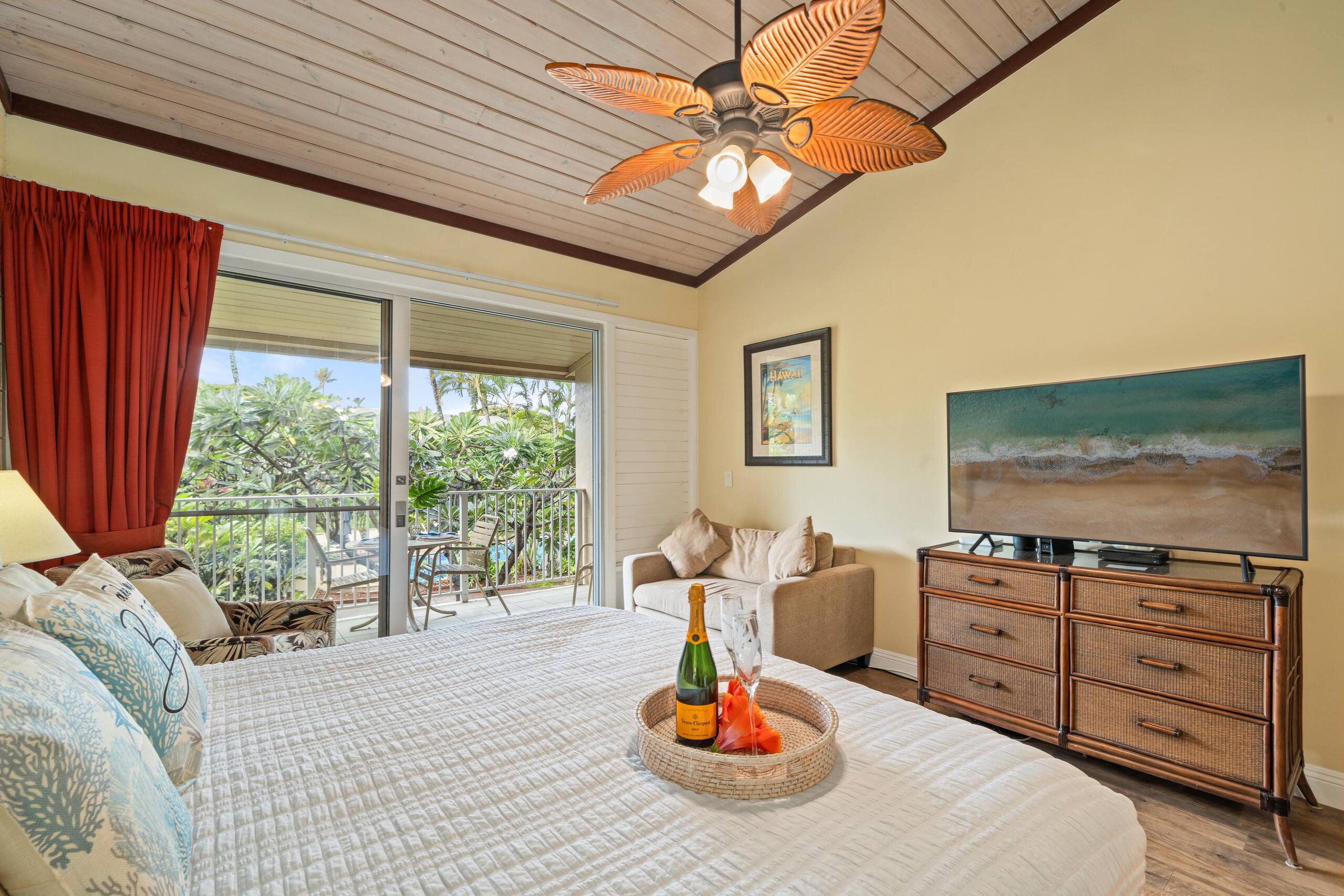 Garden View Second Floor Studio at Napili Shores – - Image 9