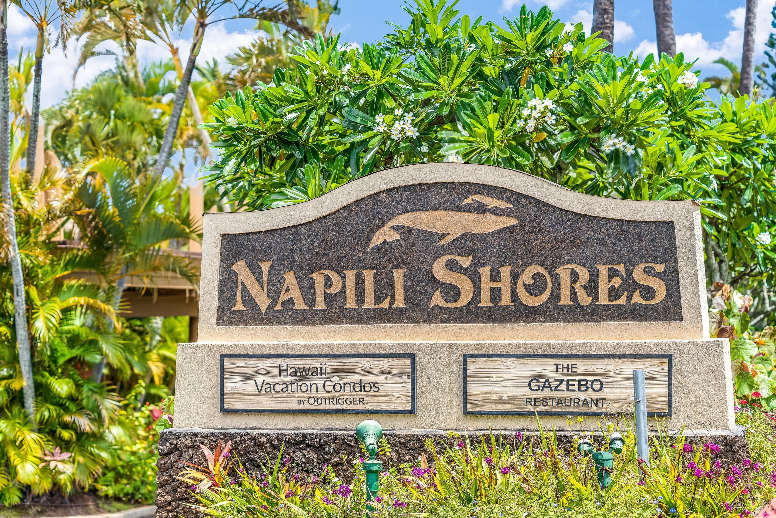 Garden View Second Floor Studio at Napili Shores – - Image 62