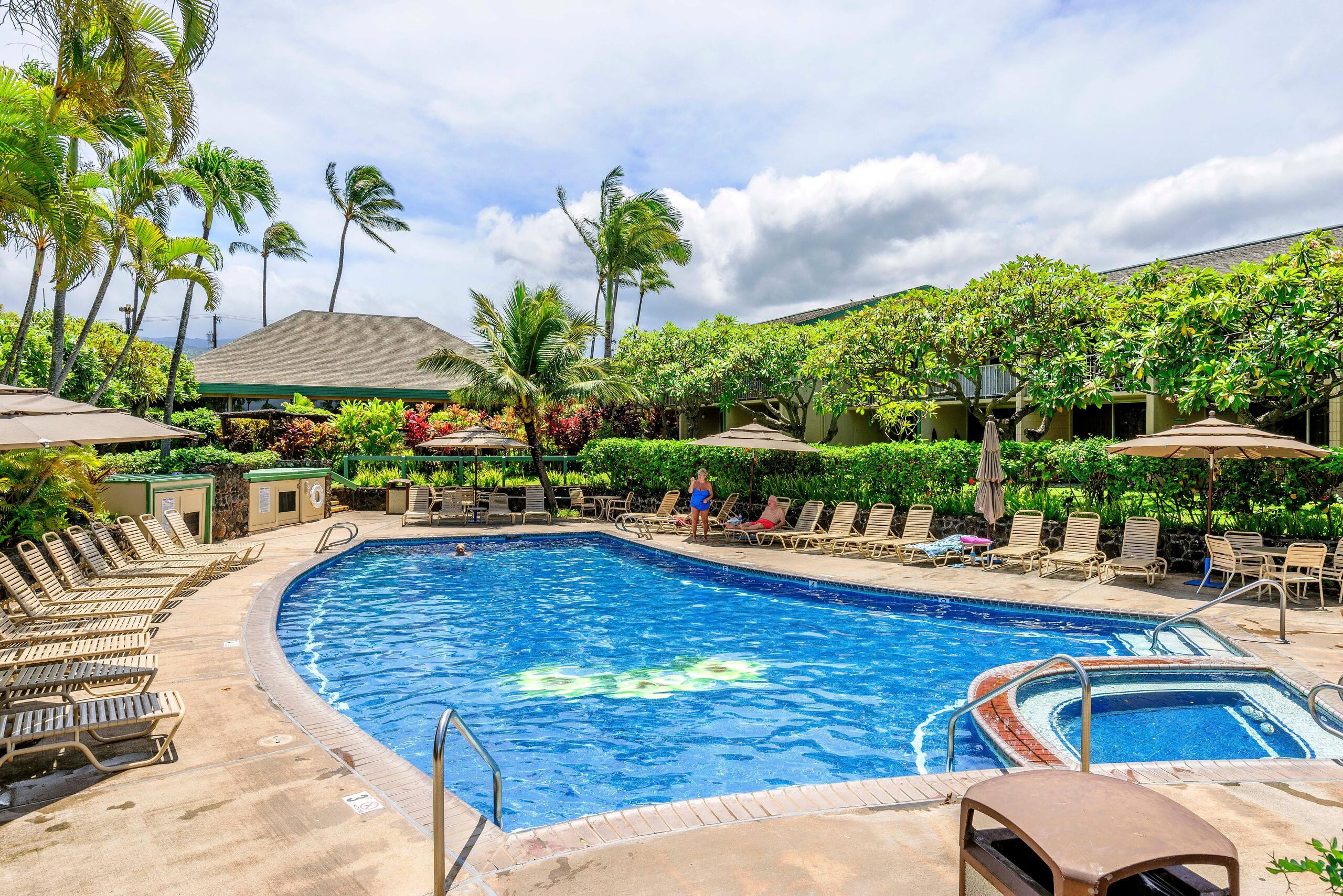 Garden View Second Floor Studio at Napili Shores – - Image 49