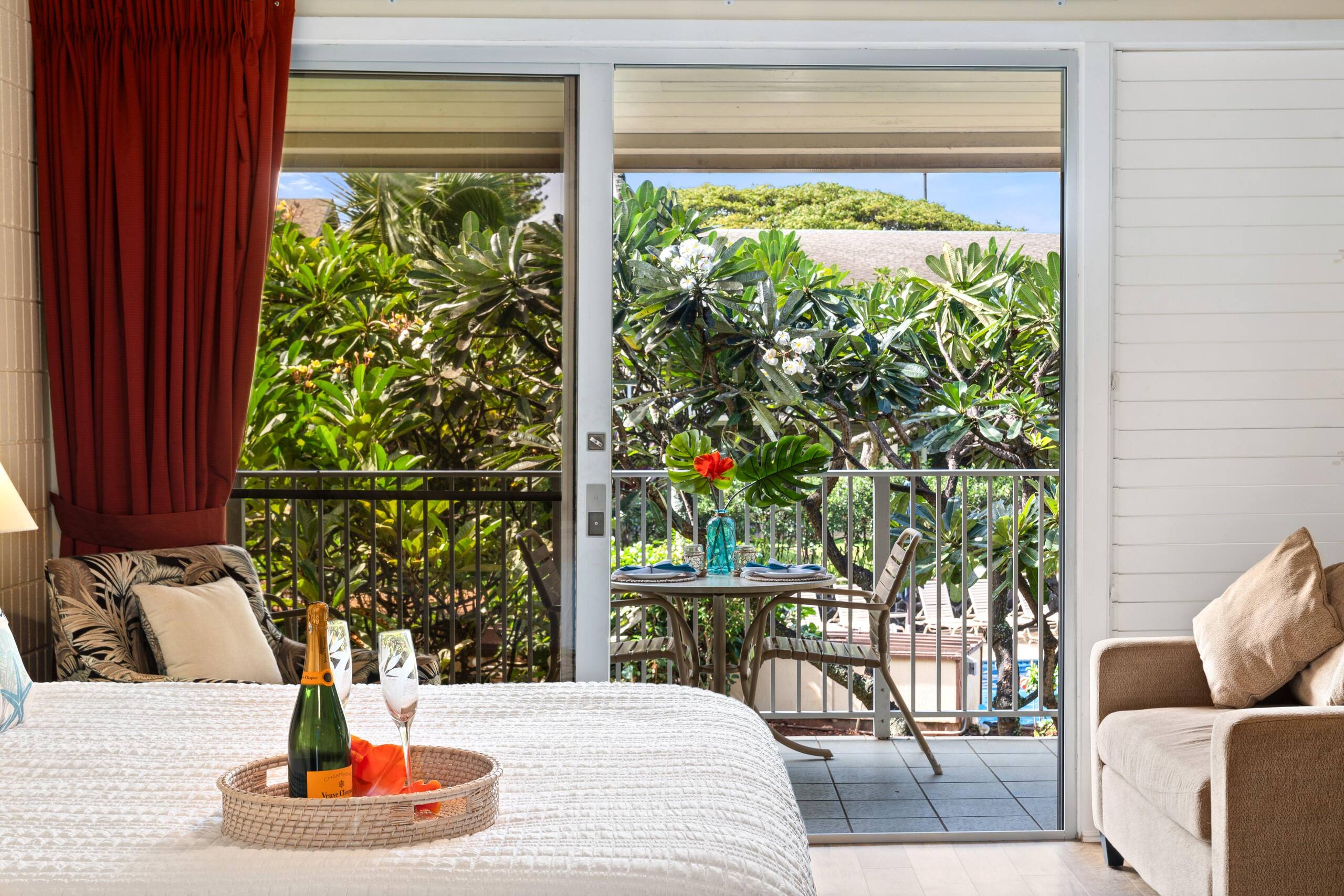 Garden View Second Floor Studio at Napili Shores – - Image 13