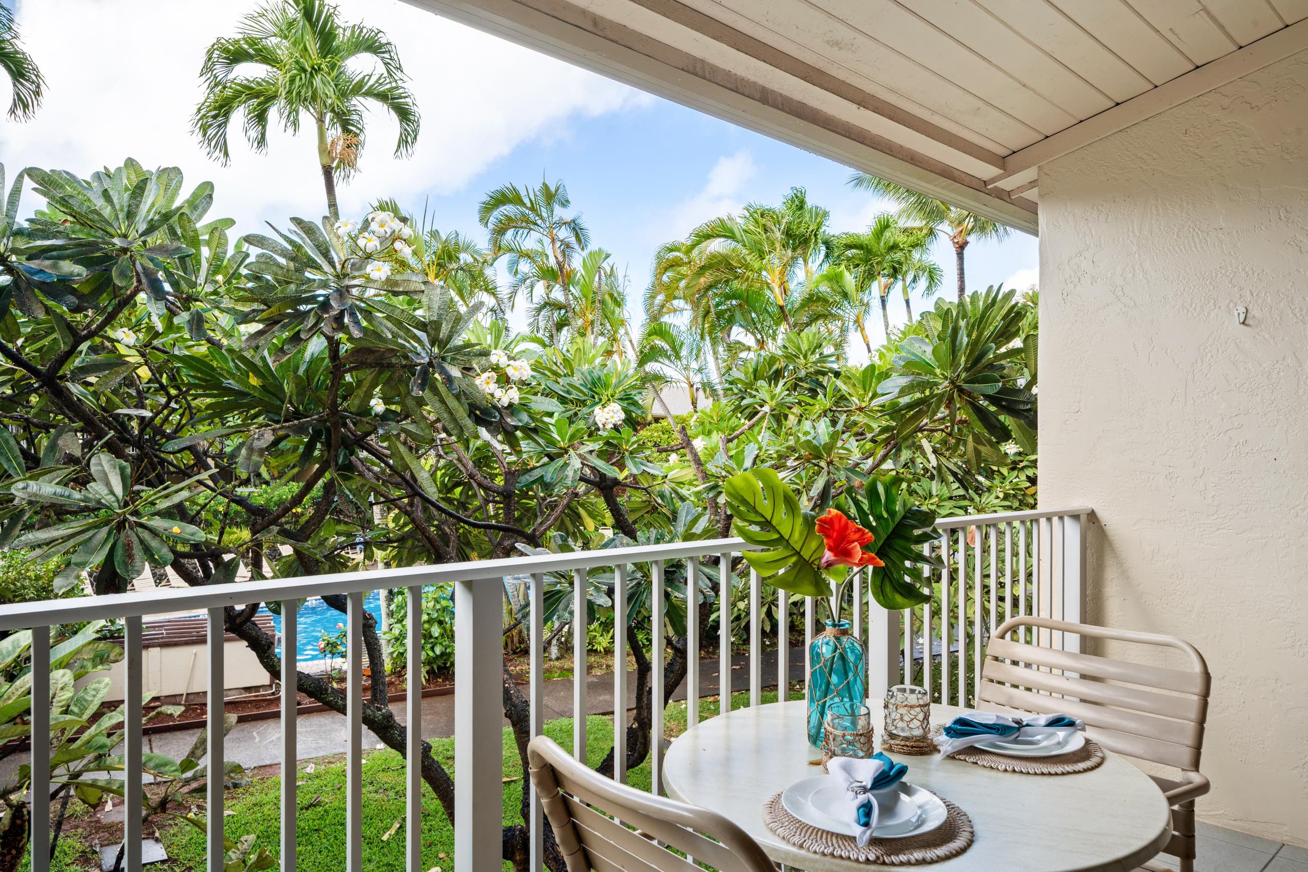 Garden View Second Floor Studio at Napili Shores – - Image 16