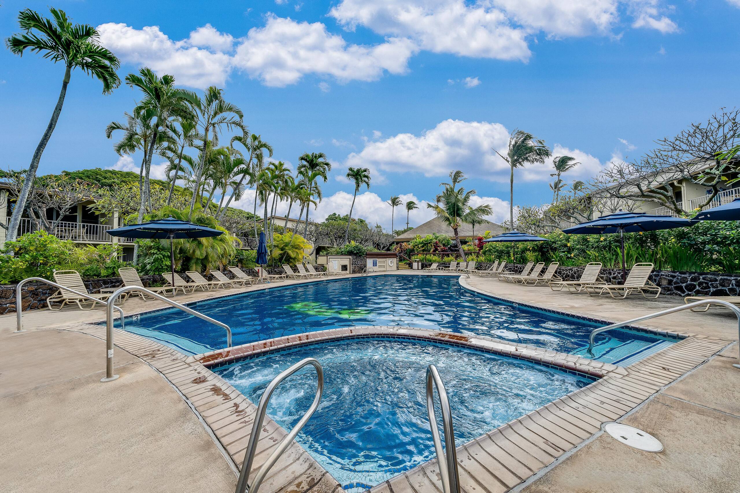 Garden View Second Floor Studio at Napili Shores – - Image 87