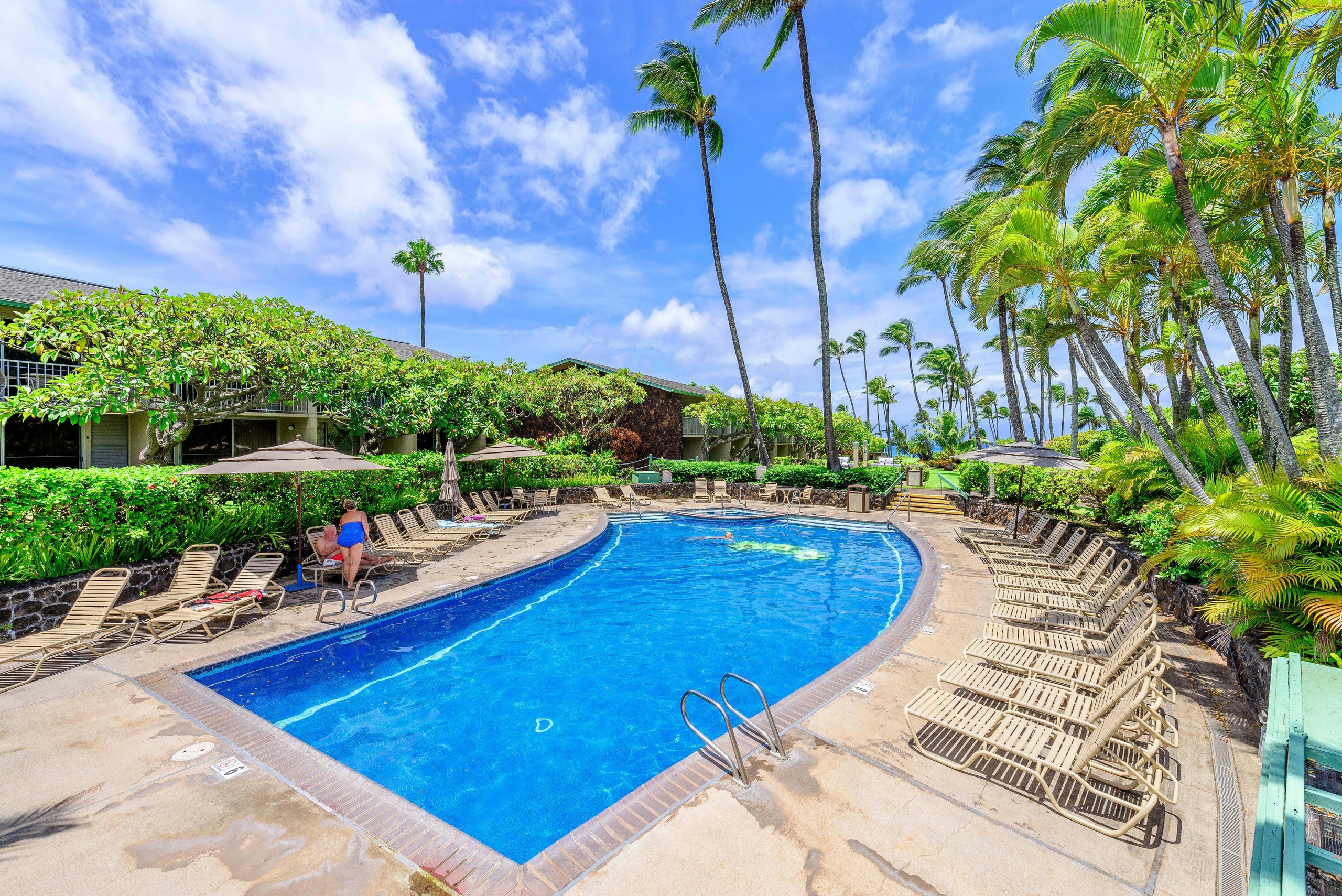 Garden View Second Floor Studio at Napili Shores – - Image 52
