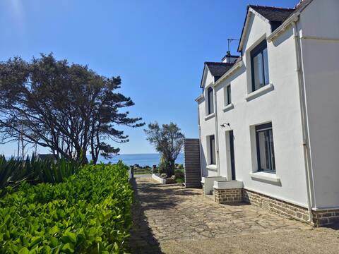 Villa des Embruns, sea view, authentic vacation