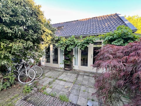 Garden studio