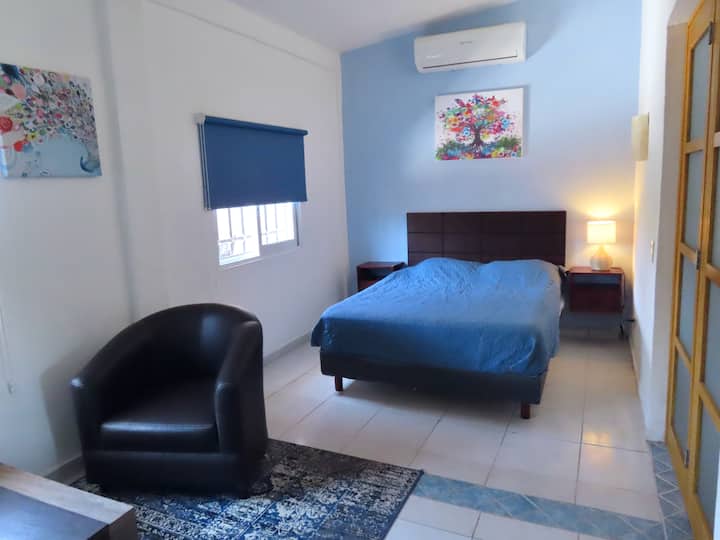 Suite parentale avec lit Queen Size et climatisation