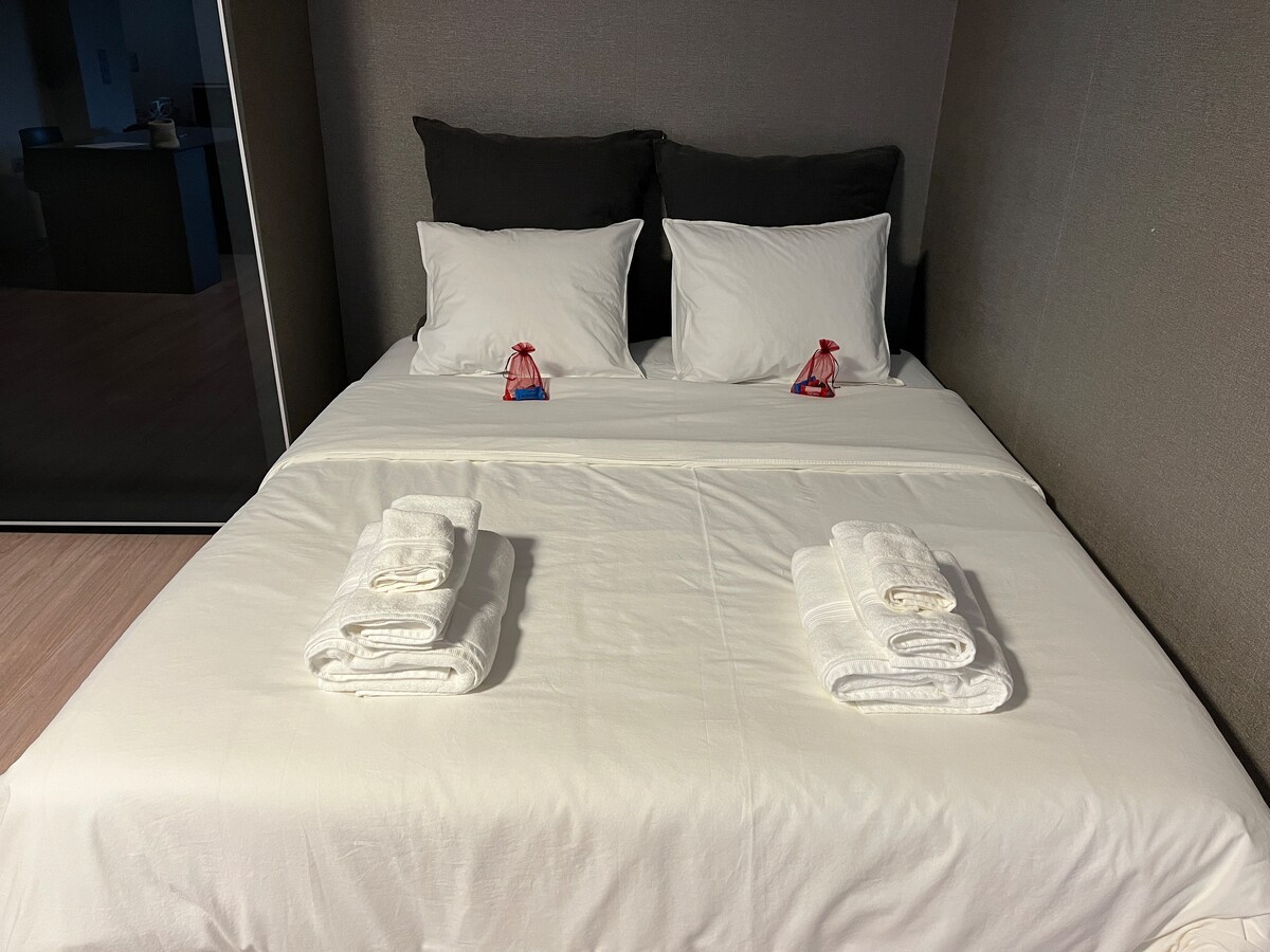 غرفة النوم 1