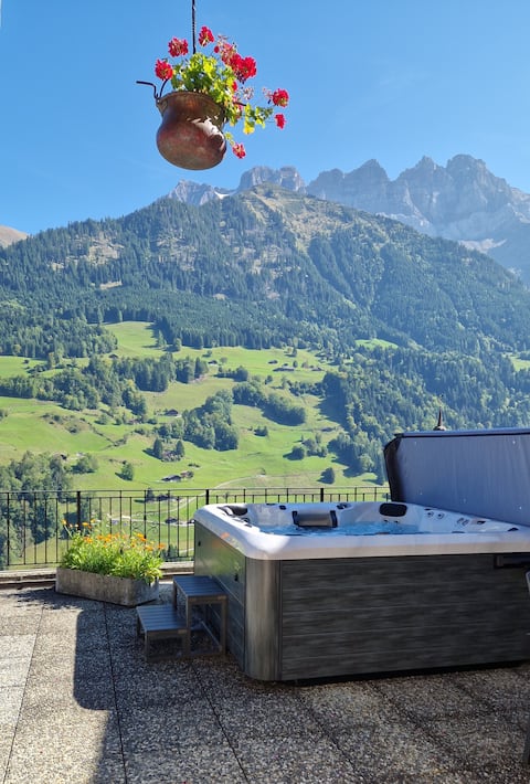 Chalet 8p private jacuzzi, Dents du Midi Views