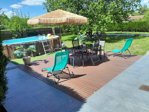 LUXURY VACATION/PROFESSIONAL HOUSE