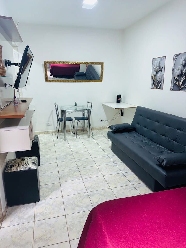 Sala Living Em Prédio Familiar Na Avenida Da Praia - Santos