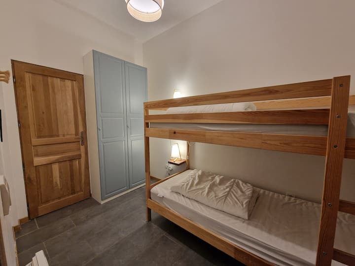 საძინებელი 2