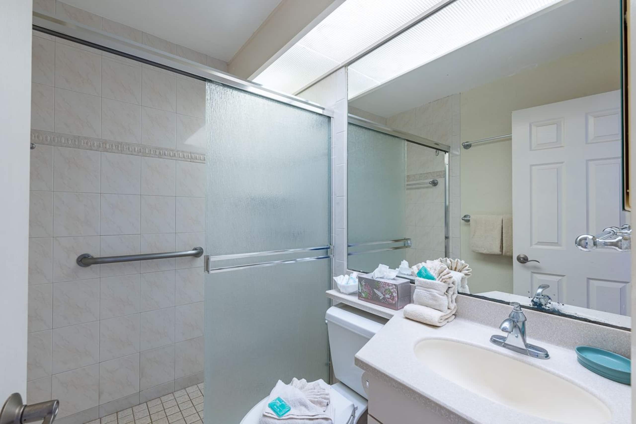 Condo in Lahaina · ★4.78 · 1 bedroom · 1 bed · 1 bath - Image 12