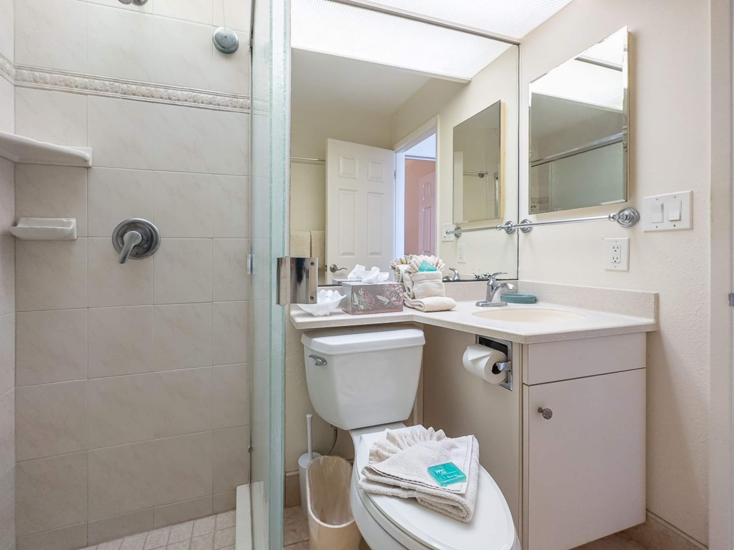 Condo in Lahaina · ★4.78 · 1 bedroom · 1 bed · 1 bath - Image 11