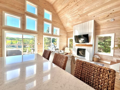 Cozy Riverview Cottage Nestled in the Woods