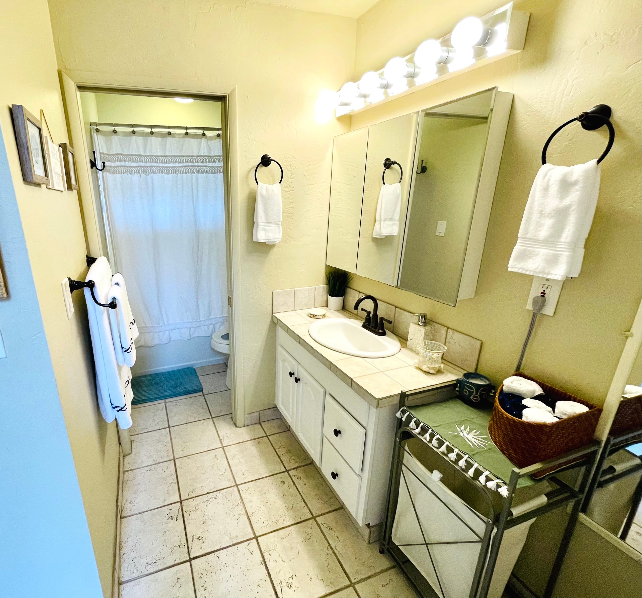 Condo in Kailua-Kona · ★4.86 · 1 bedroom · 1 bed · 1 bath - Image 26