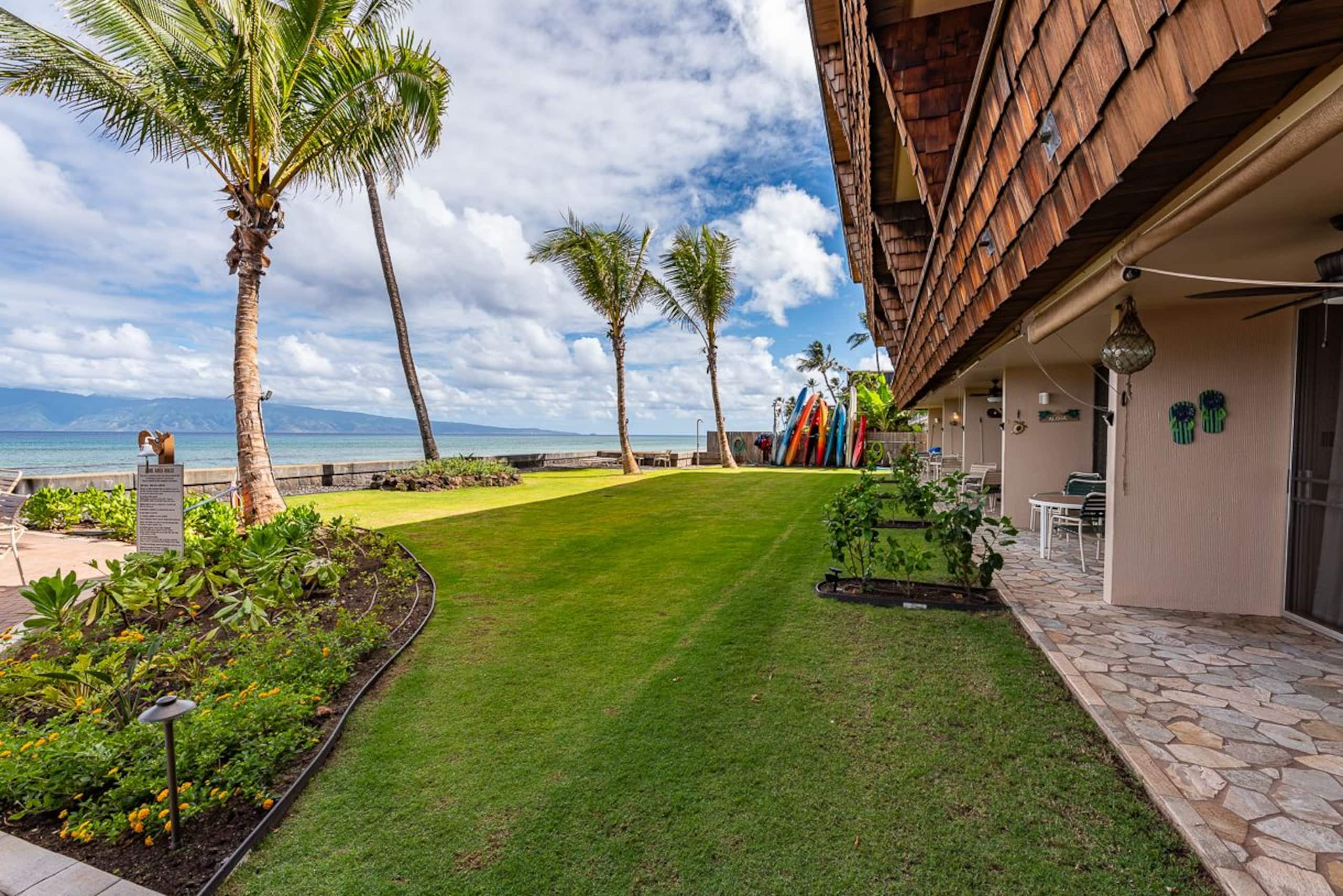 Condo in Lahaina · ★4.81 · 1 bedroom · 1 bed · 1 private bath - Image 21