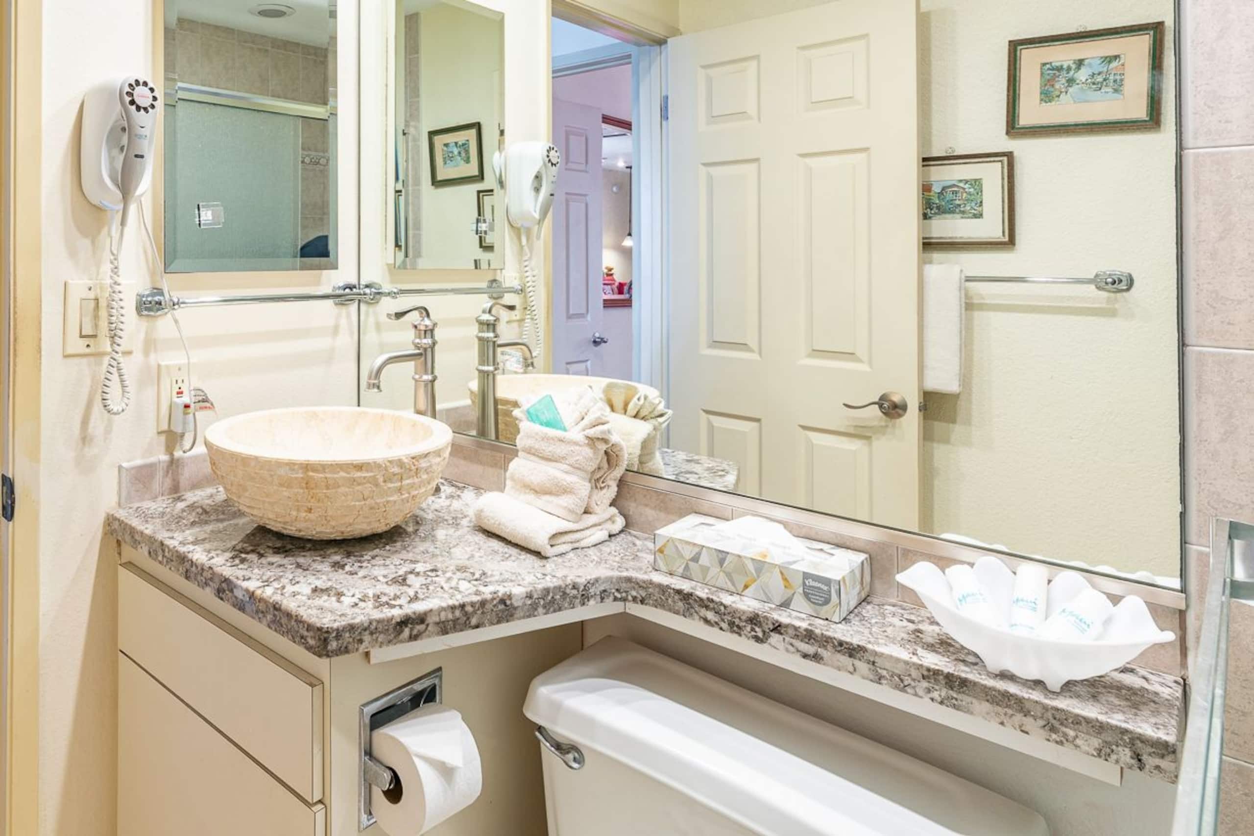 Condo in Lahaina · ★4.97 · 1 bedroom · 1 bed · 1 bath - Image 20