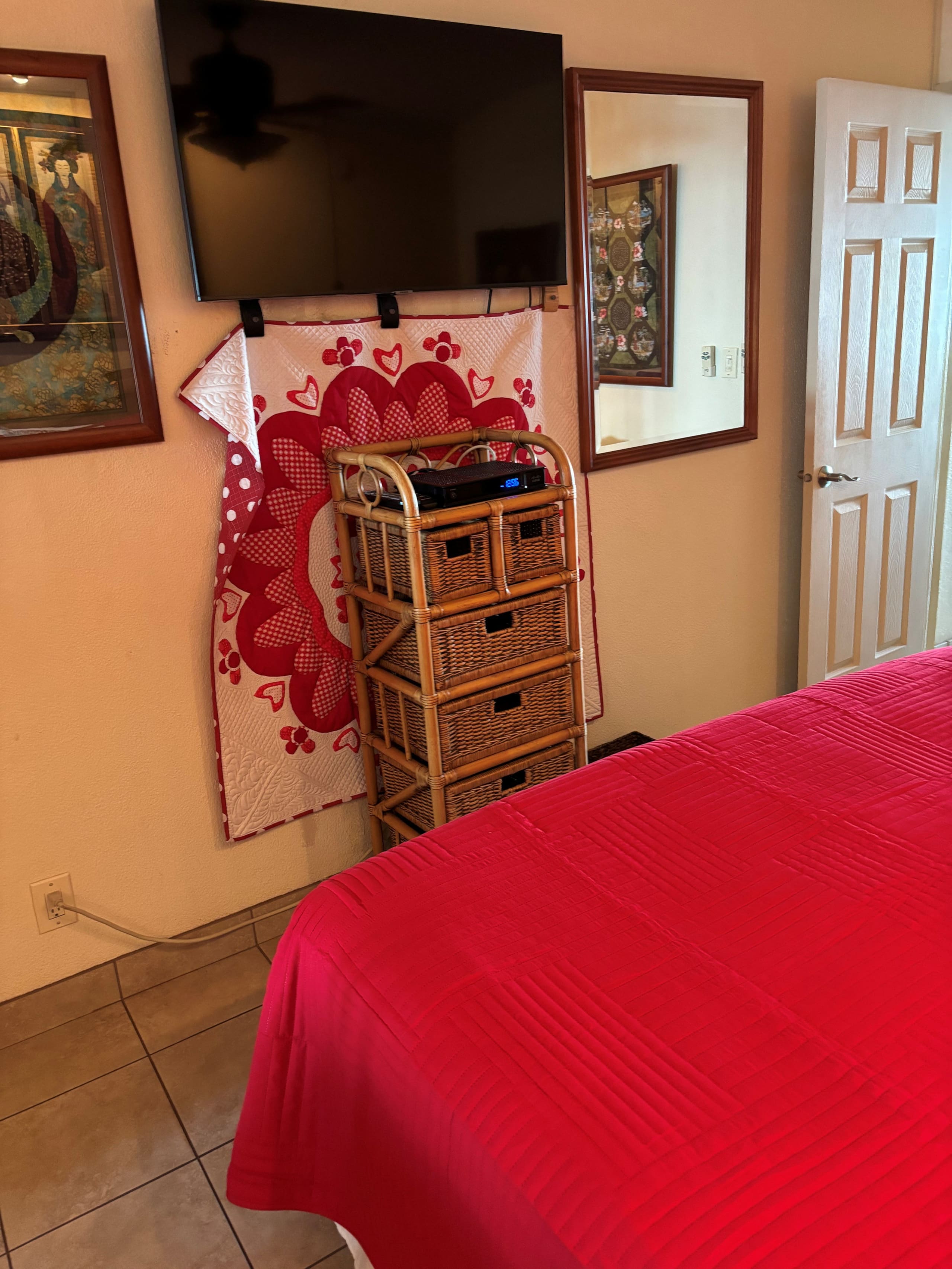 Condo in Lahaina · ★4.97 · 1 bedroom · 1 bed · 1 bath - Image 17
