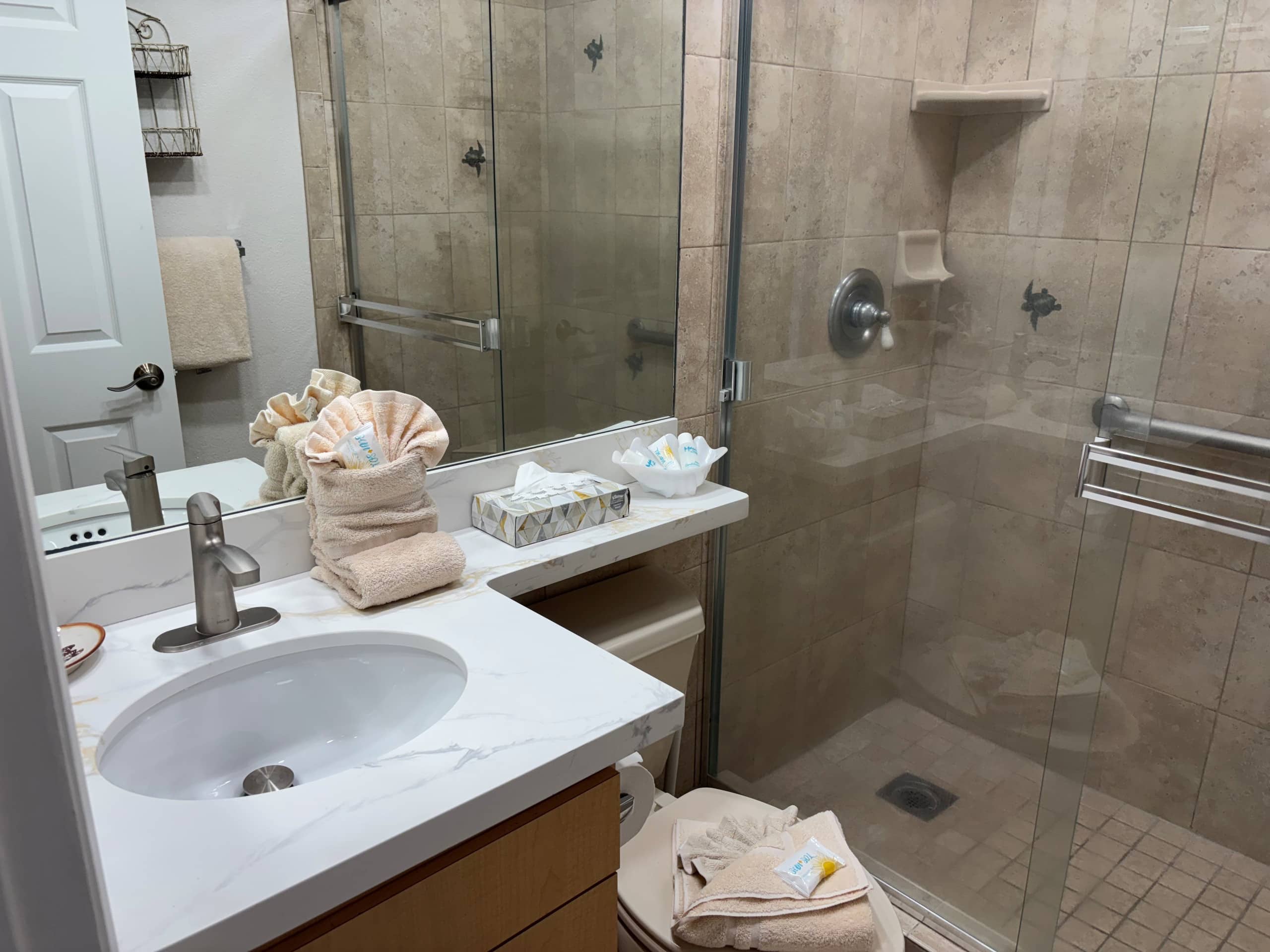 Condo in Lahaina · ★4.88 · 1 bedroom · 1 bed · 1 private bath - Image 14