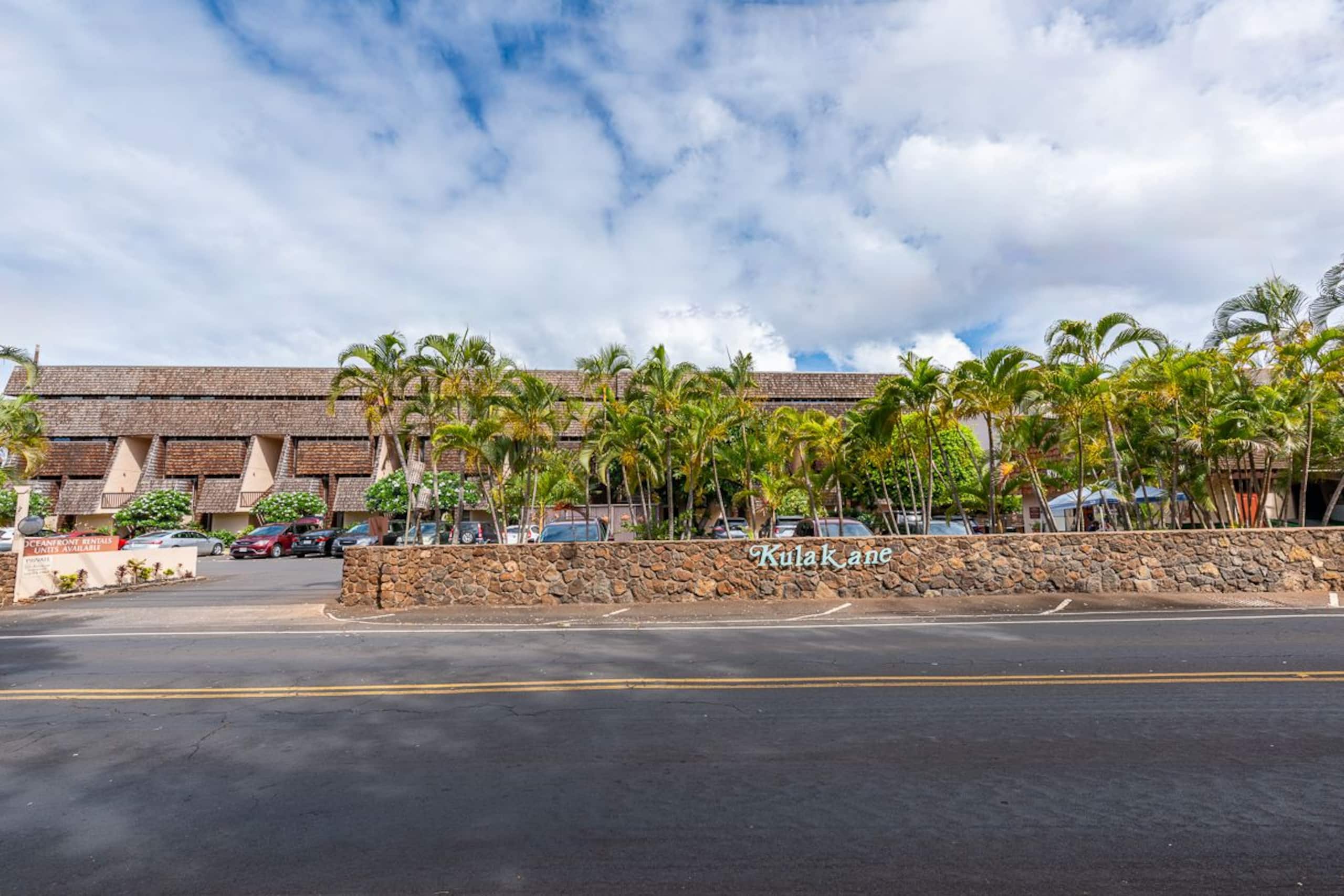 Condo in Lahaina · ★4.88 · 1 bedroom · 1 bed · 1 private bath - Image 17