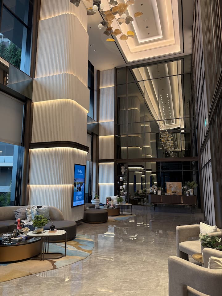 Cozy Studio Above Shopping Mall - 泗水