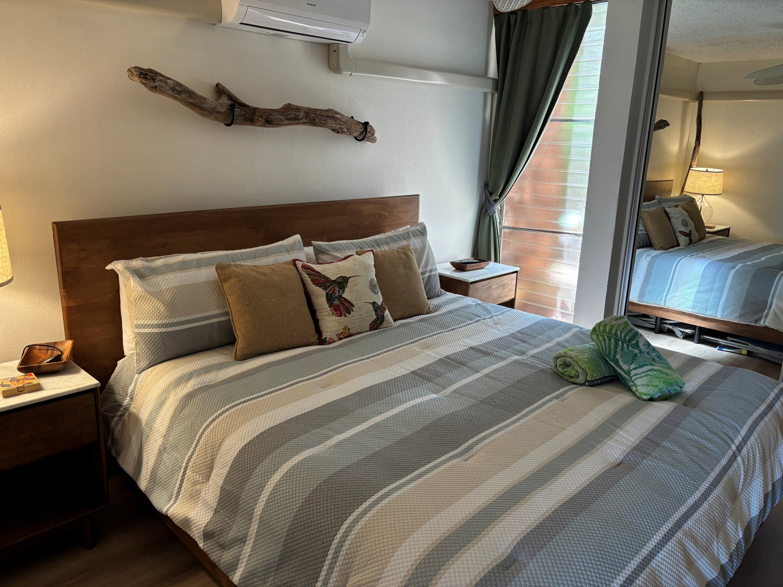 Condo in Lahaina · ★4.88 · 1 bedroom · 1 bed · 1 private bath - Image 10