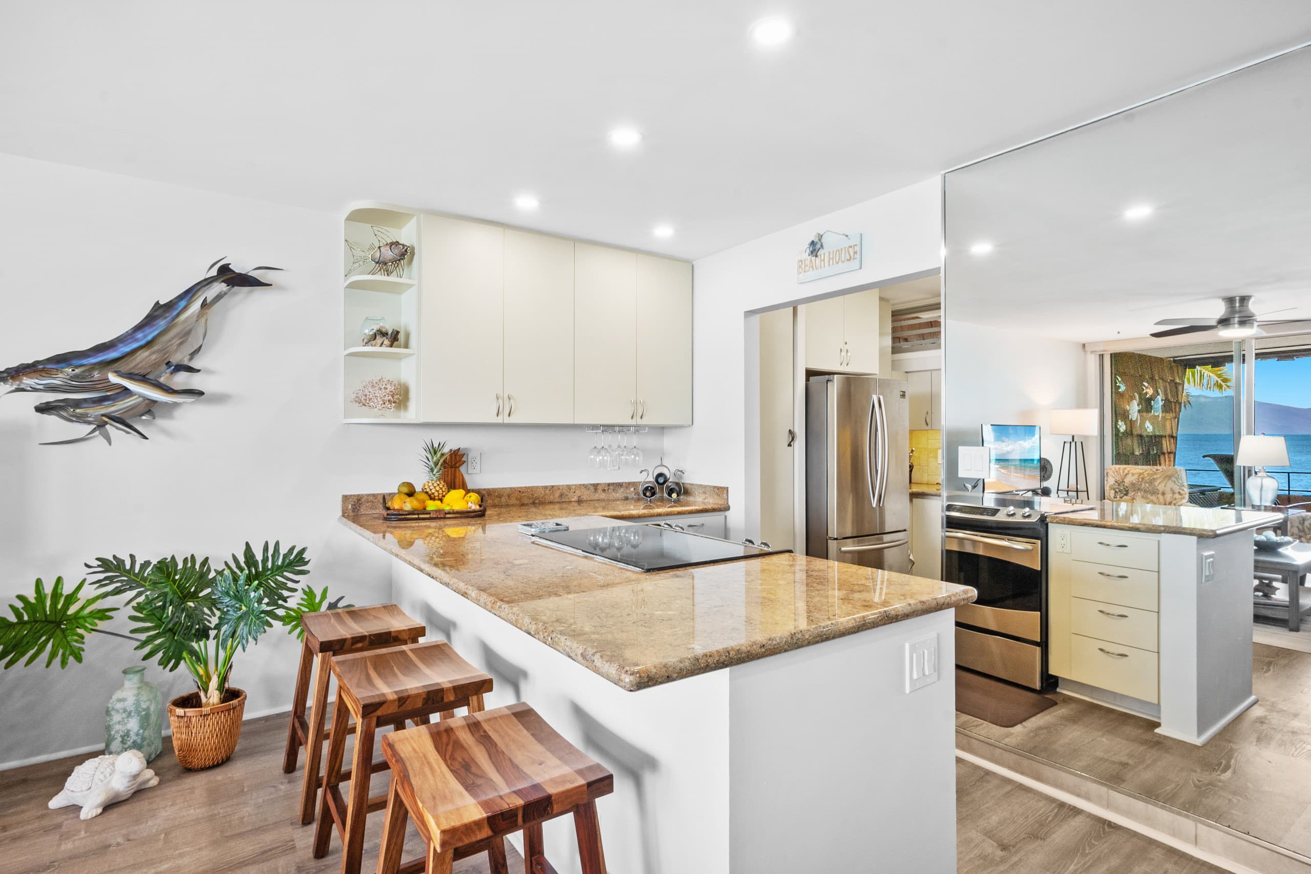 Condo in Lahaina · ★5.0 · 1 bedroom · 3 beds · 1 private bath - Image 9
