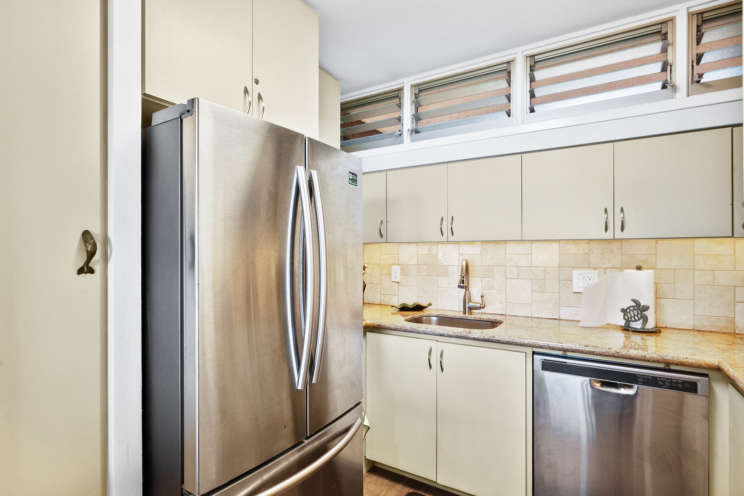 Condo in Lahaina · ★5.0 · 1 bedroom · 3 beds · 1 private bath - Image 28